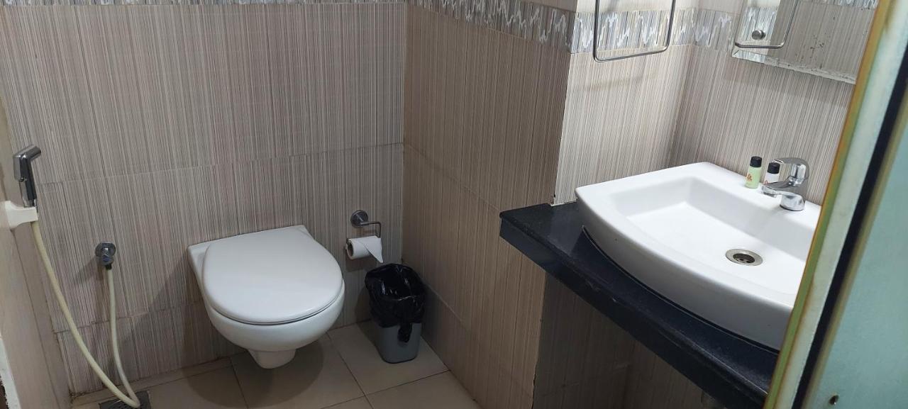 Srm Hotel Tuticorin Ngoại thất bức ảnh