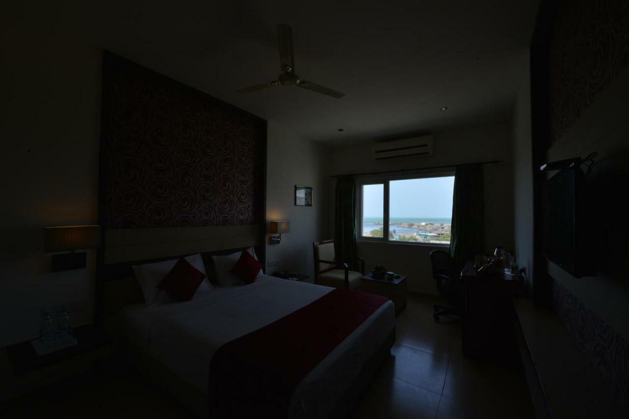 Srm Hotel Tuticorin Ngoại thất bức ảnh